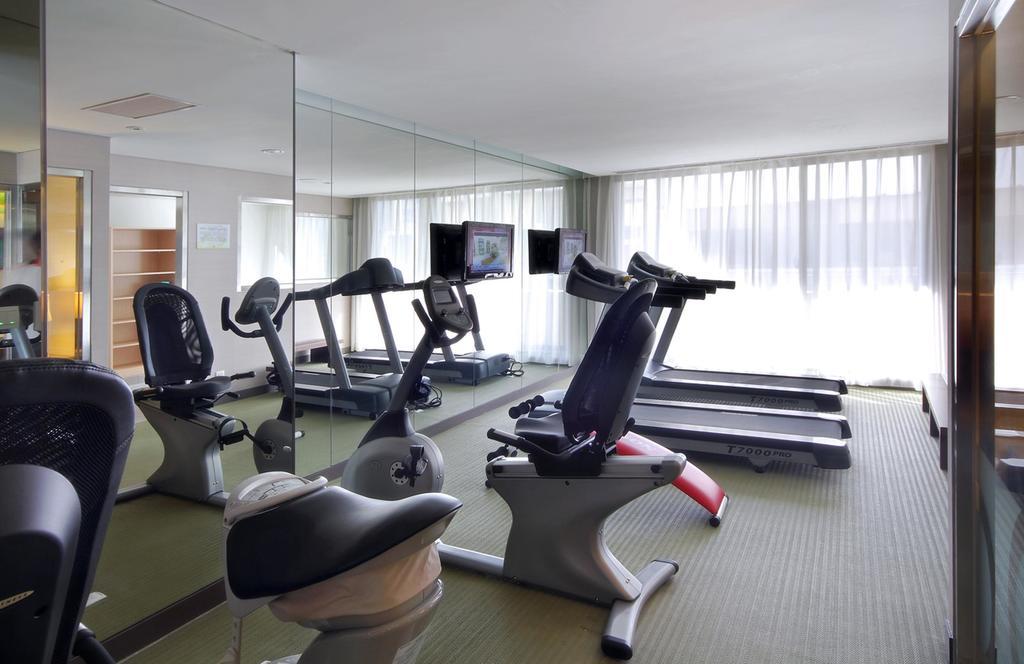 Park City Hotel Central Taichung Exterior foto