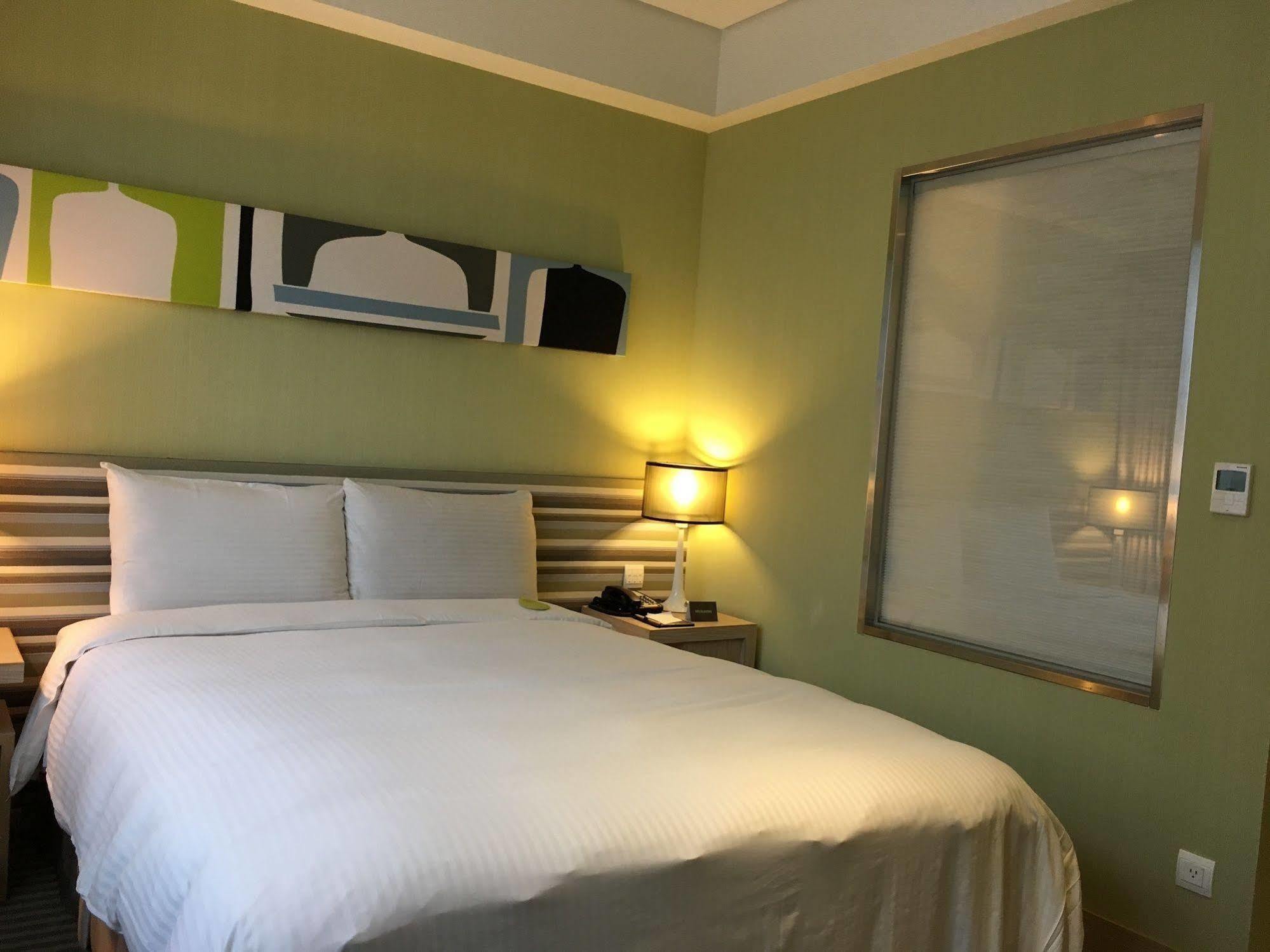 Park City Hotel Central Taichung Exterior foto